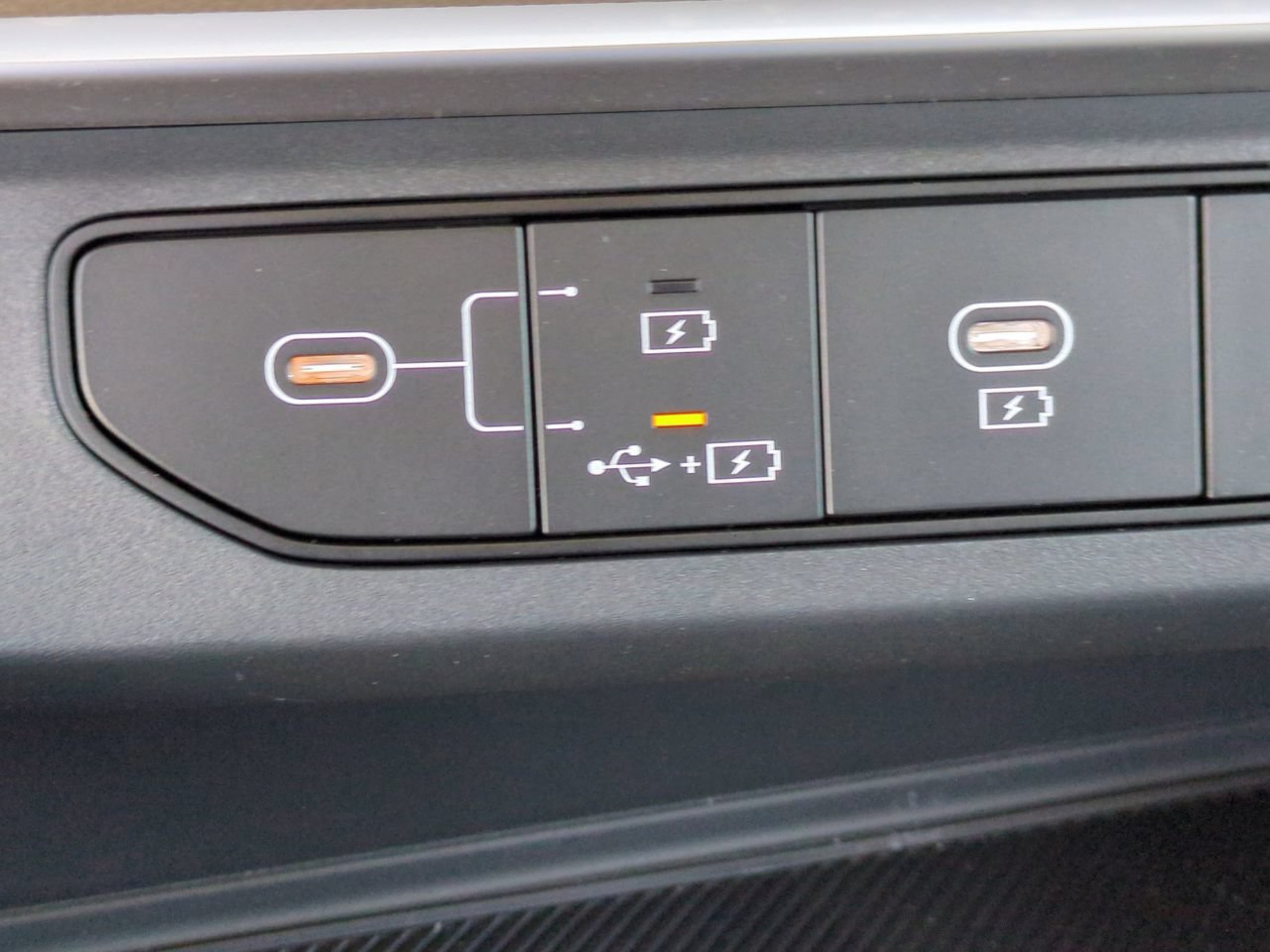 New 2026 Snow White Pearl Kia LXS image 22