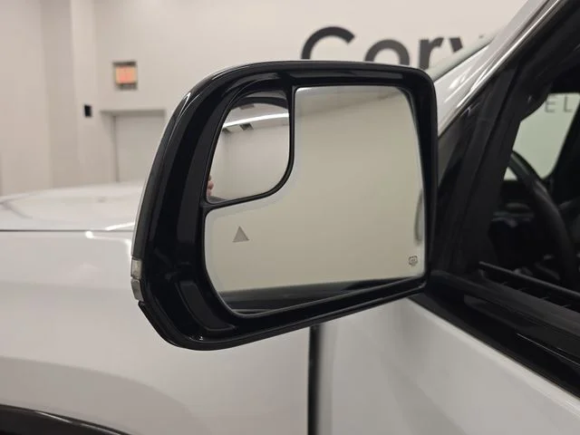 Used 2022 Bright White Clearcoat Jeep Series III image 39