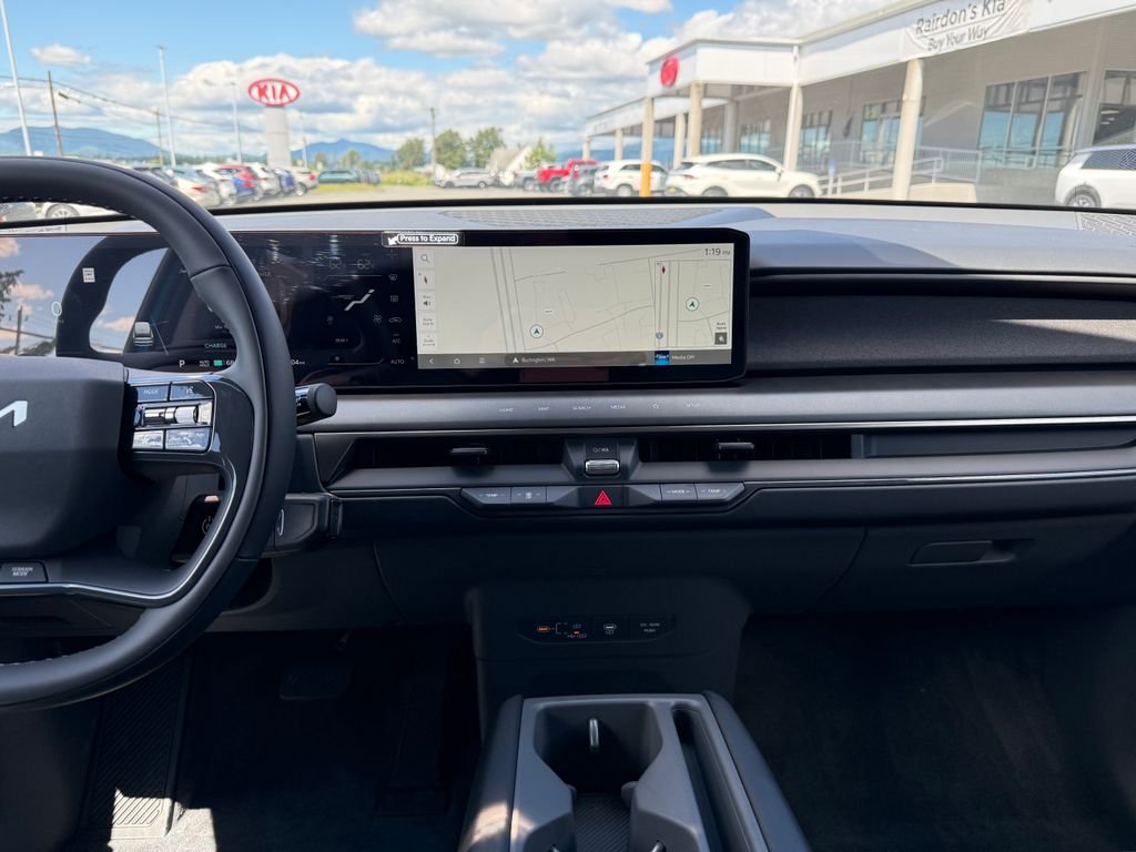 New 2026 Ocean Blue Kia Wind AWD image 24