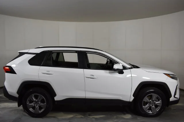 Used 2024 White Toyota XLE image 11