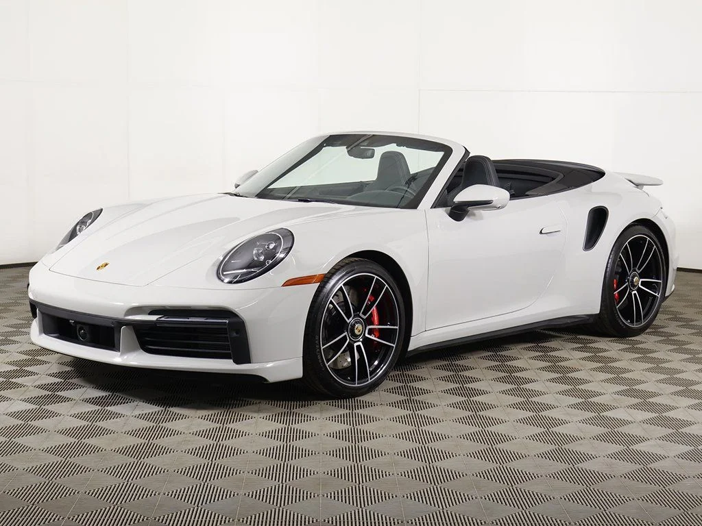 Used 2023 Chalk Porsche Turbo image 10