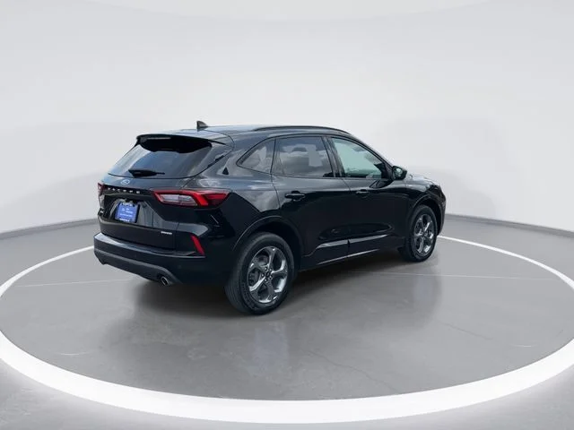 Used 2023 Black Ford ST-Line image 7
