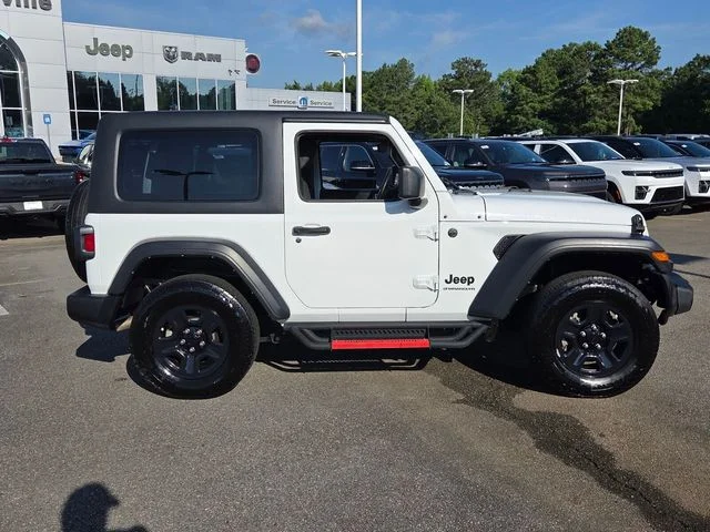 Used 2025 White Jeep Sport image 11