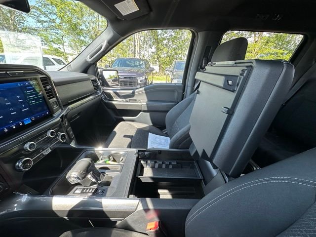 Used 2023 Black Ford XLT image 27