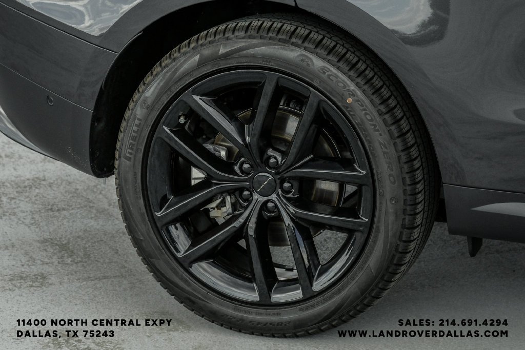 New 2026 Carpathian Gray Land Rover SE image 57