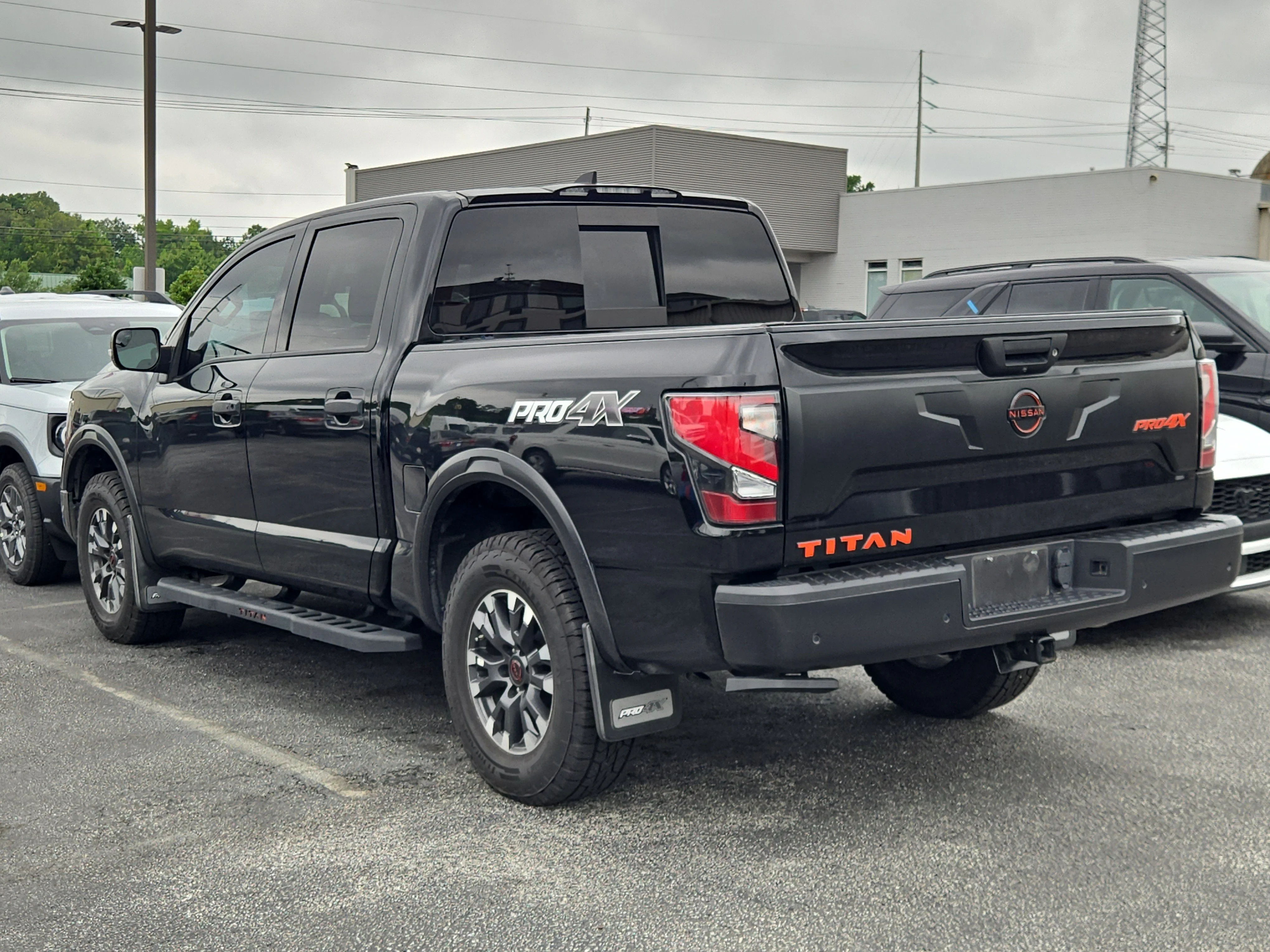 Used 2023 Super Black Nissan PRO-4X image 5