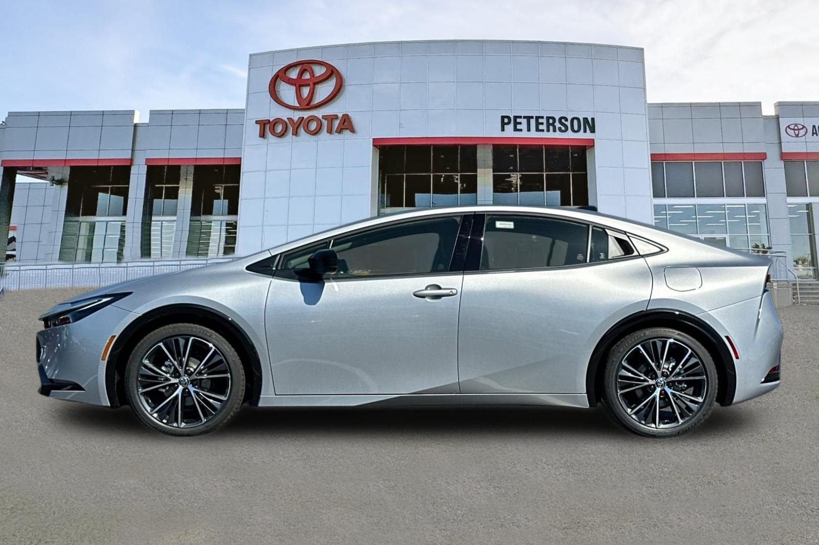 New 2026 Cutting Edge Toyota XLE image 6