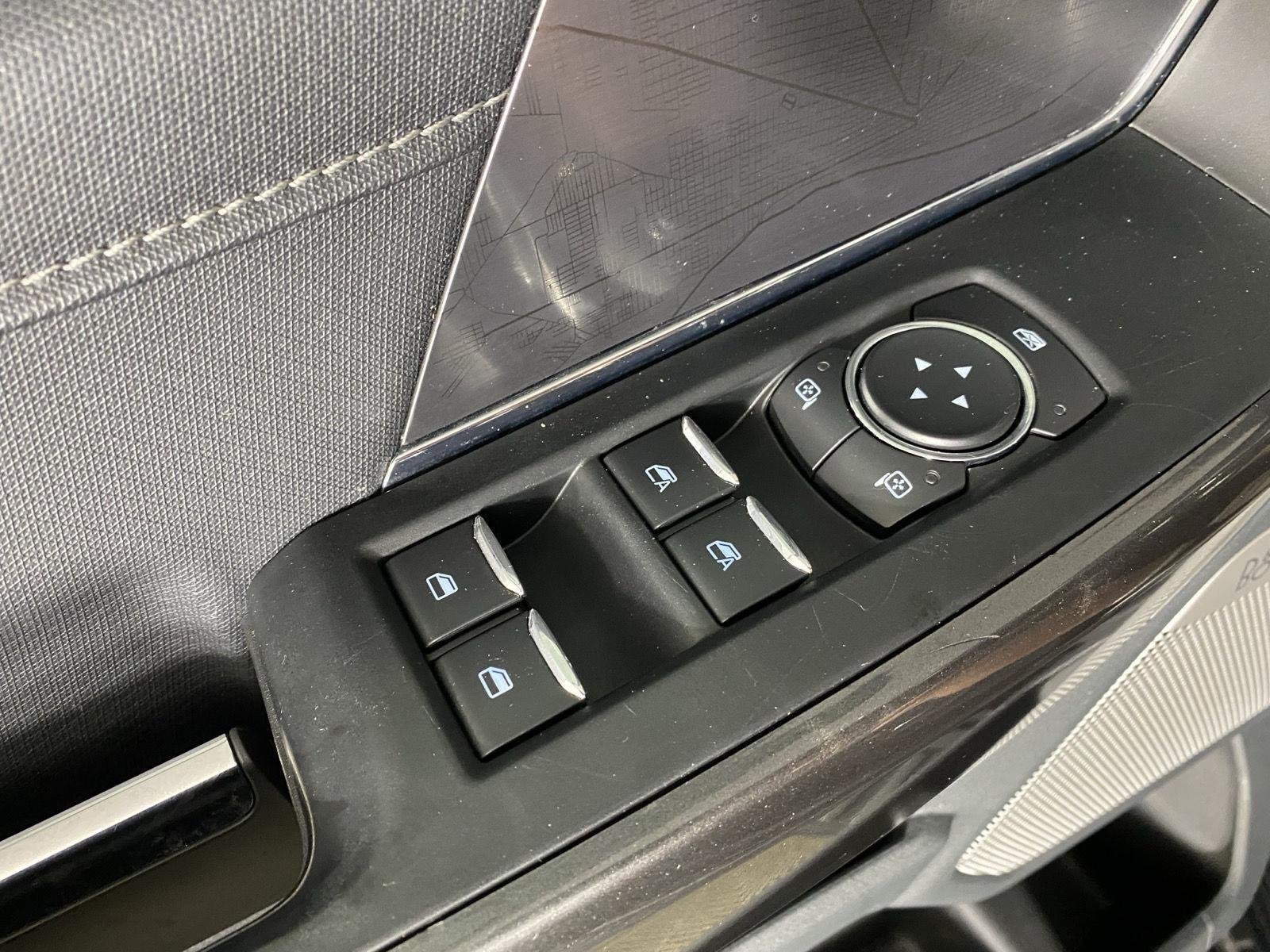 Used 2021 Black Metallic Ford XLT image 13