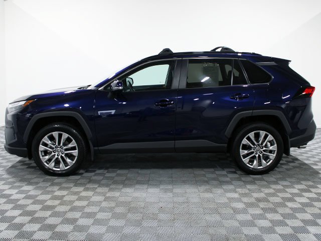 Used 2024 Blueprint Toyota XLE Premium image 3