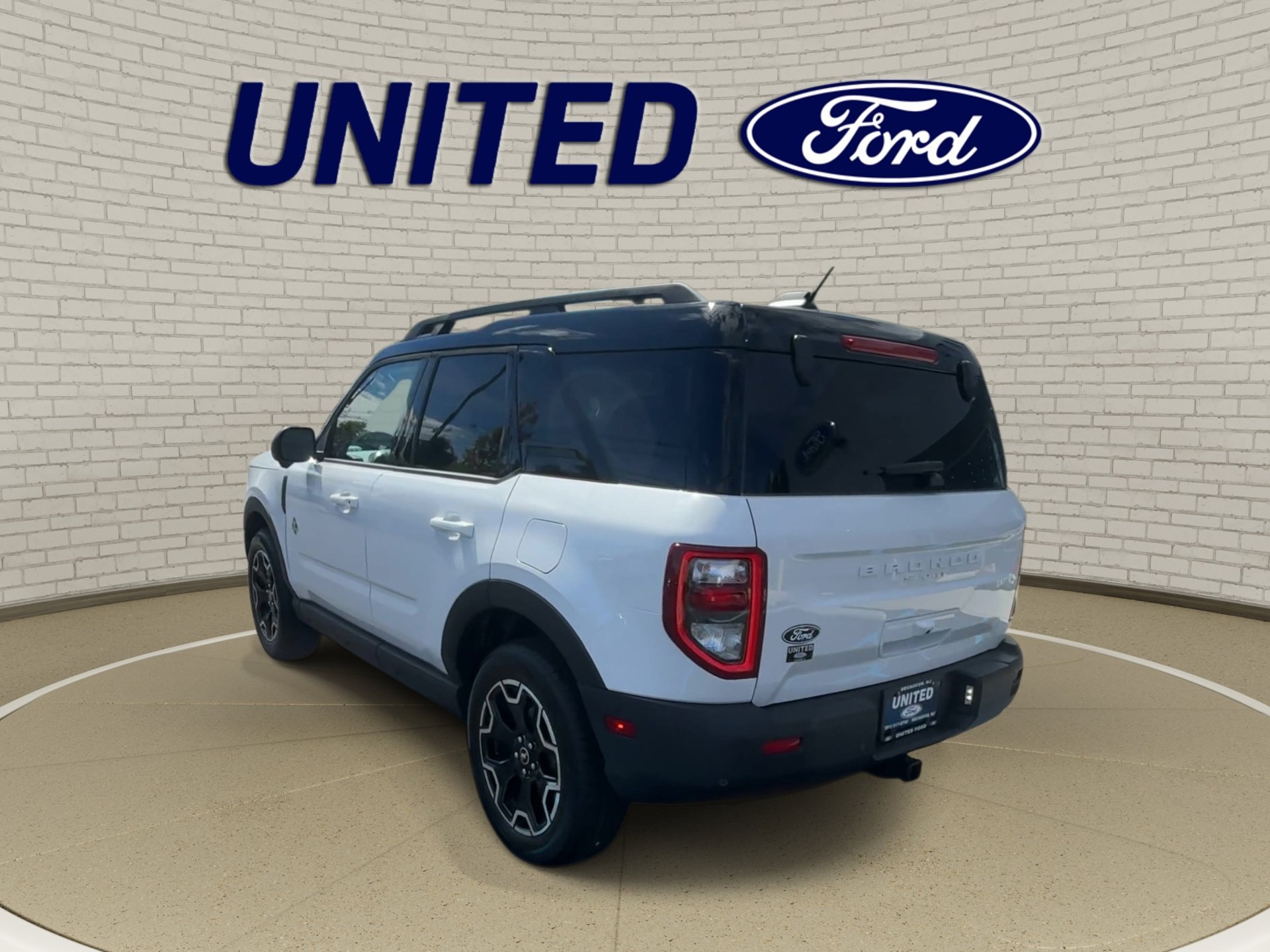 New 2026 Oxford White Ford Outer Banks® image 6