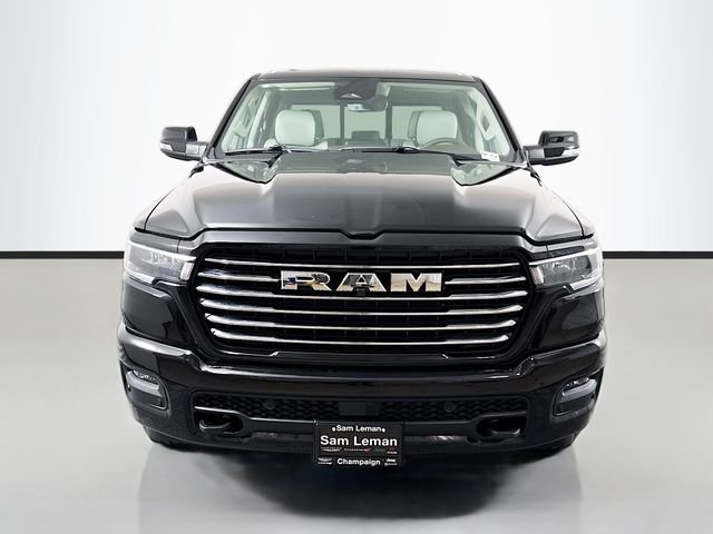 New 2026 Diamond Black Crystal Pearl-Coat Exterior Paint RAM Laramie image 2