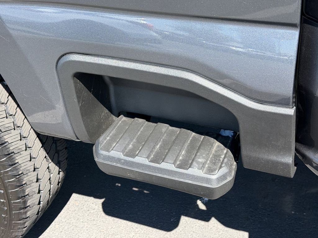 New 2026 Carbonized Gray Metallic Ford F-250® Lariat® image 7
