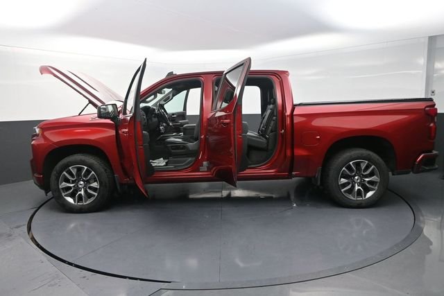 Used 2021 Red Chevrolet RST image 33