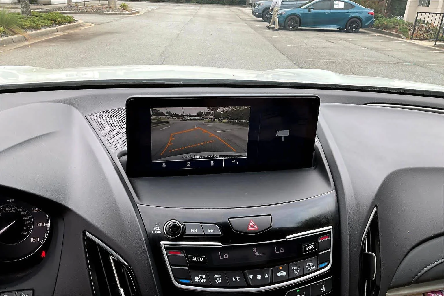 Used 2020 Platinum White Pearl Acura  image 27