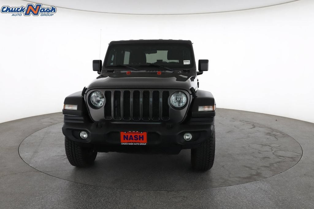 Used 2021 Gray Jeep Sport Altitude 4x4 image 4