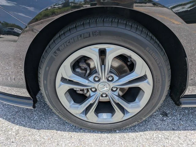2024 Honda Accord EX - Photo 12
