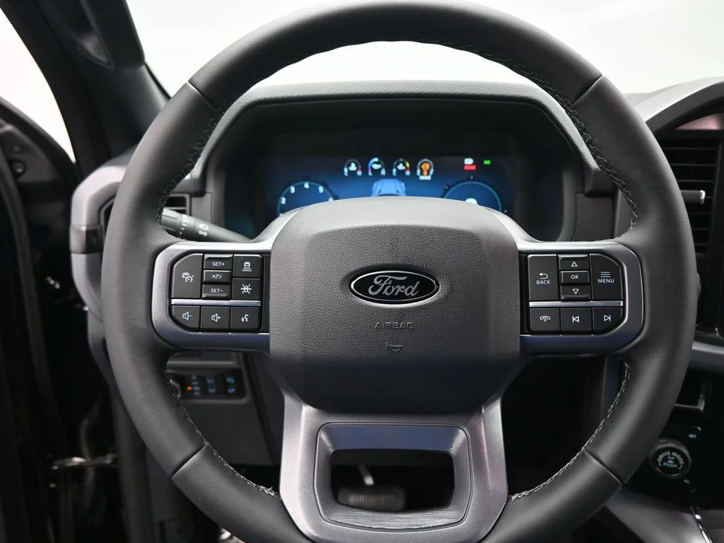 New 2026 Agate Black Metallic Ford XLT image 16
