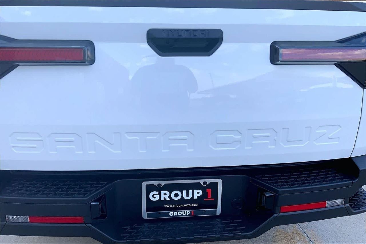 New 2027 Atlas White Hyundai SE FWD image 14