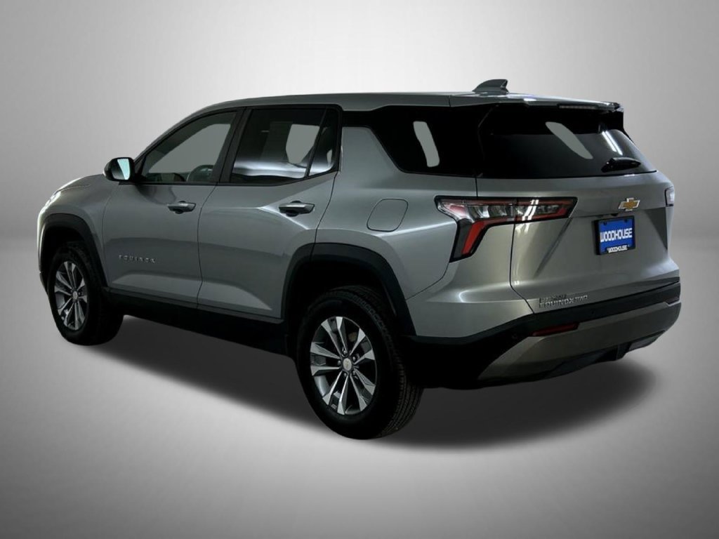 2026 Chevrolet Equinox LT - Photo 8