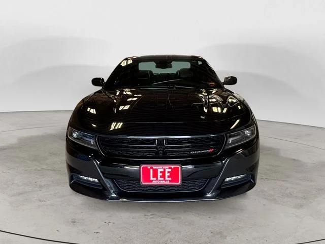 Used 2016 Steel Metallic Dodge SXT image 9