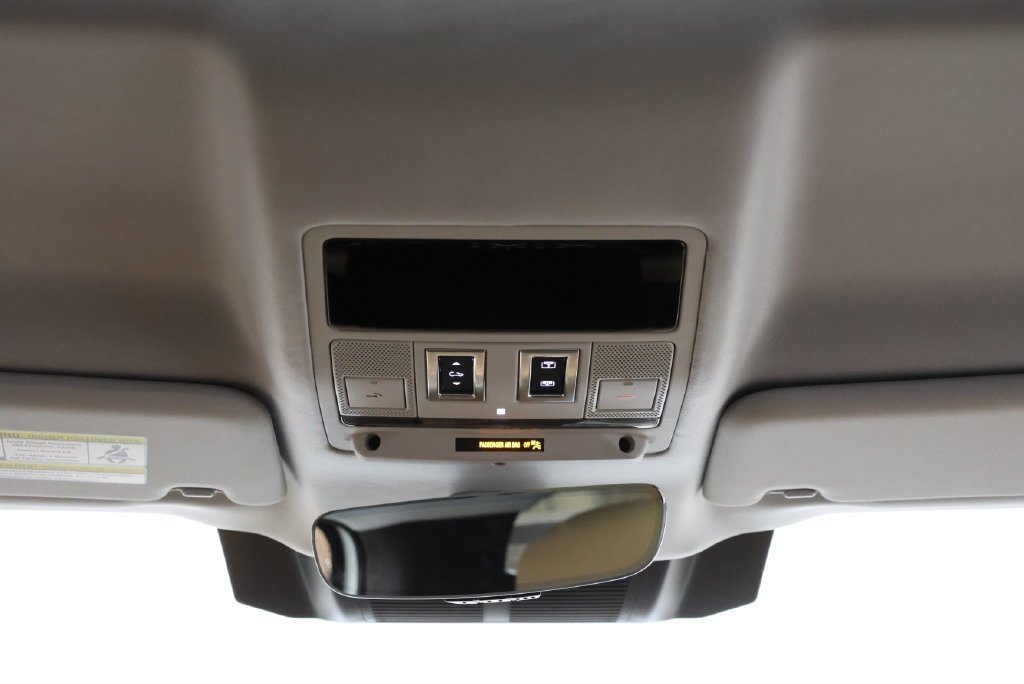 New 2026 Fuji White LAND ROVER S image 14