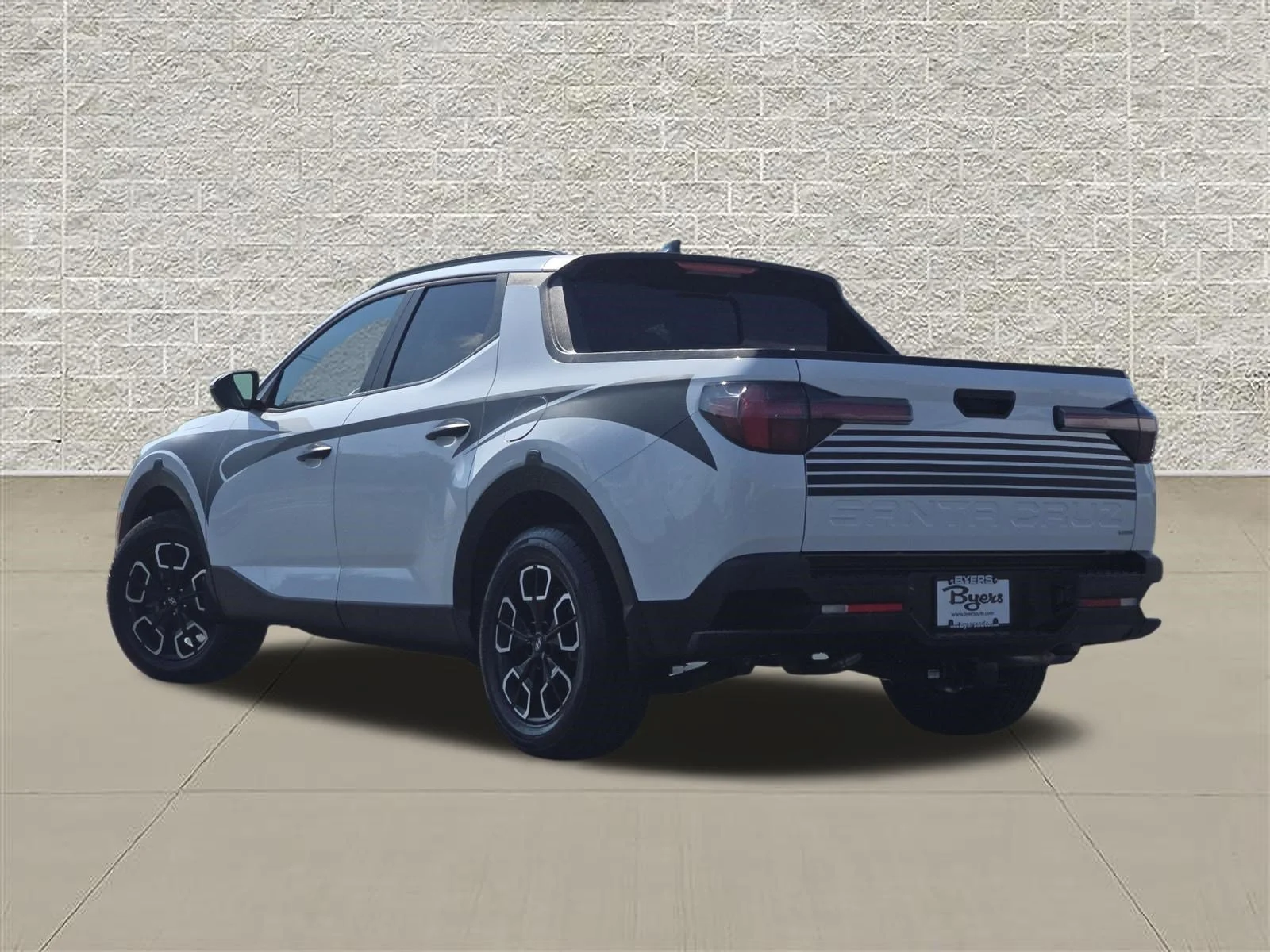Used 2022 Ice White Hyundai SEL image 5