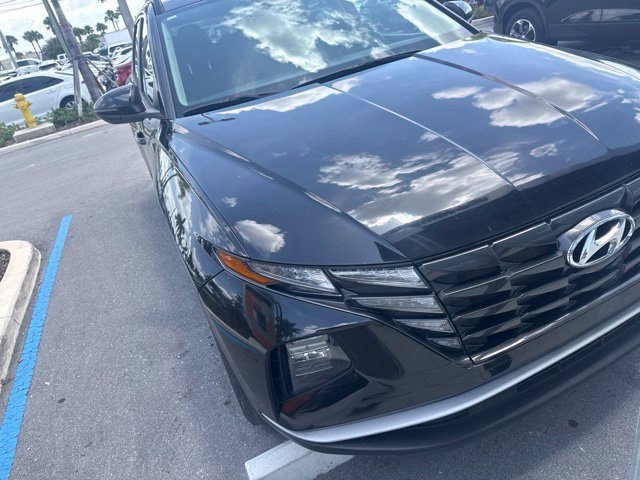 Used 2022 Phantom Black Hyundai SEL image 3