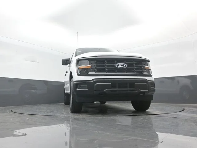 Used 2025 Oxford White Ford XL image 32