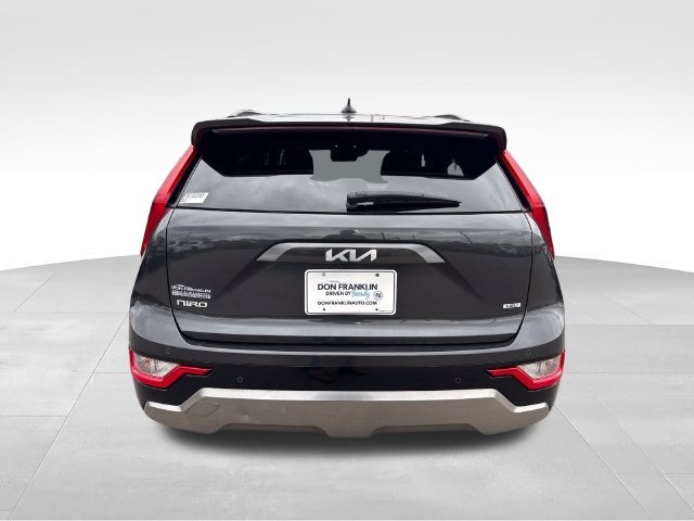 Used 2024 Gray Kia EX Touring image 4