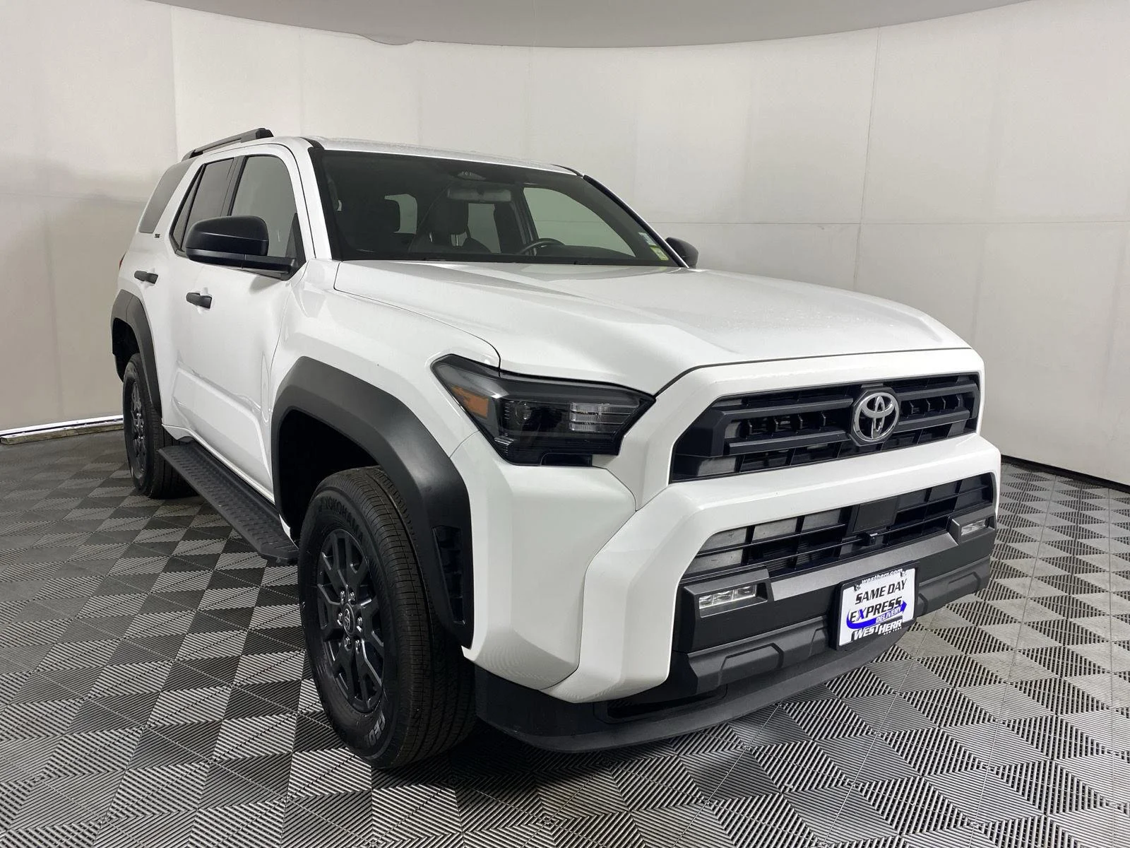 Used 2025 Ice Cap Toyota SR5 image 16