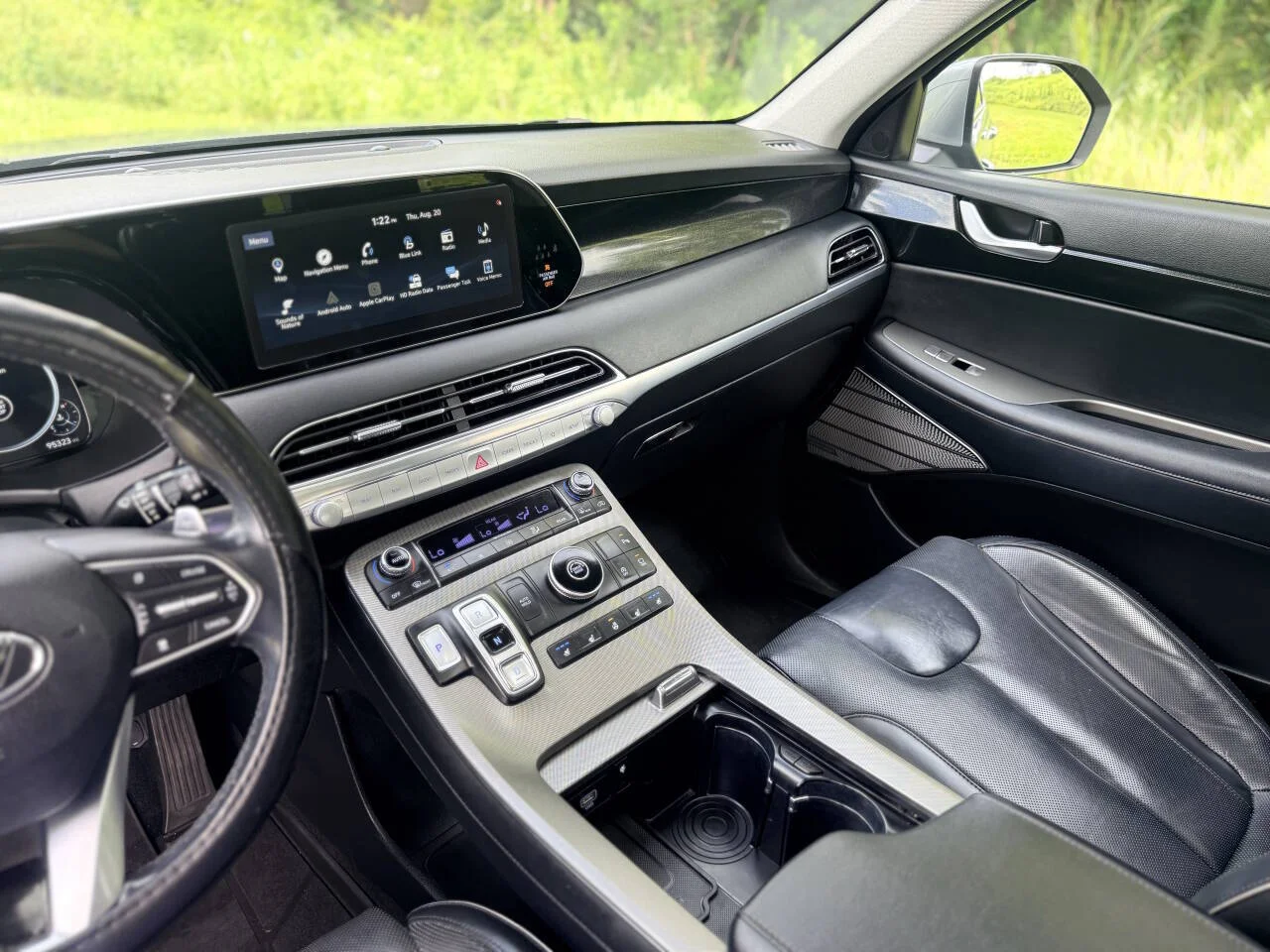 Used 2021 Gray Hyundai Limited 4dr SUV image 14