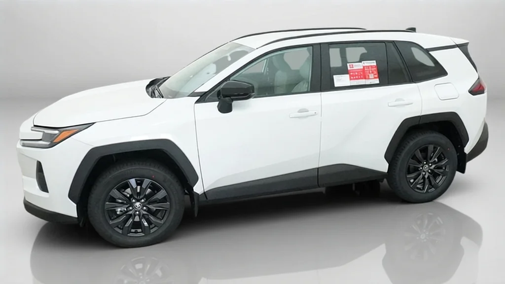 New 2026 Wind Chill Pearl Toyota XLE Premium image 3