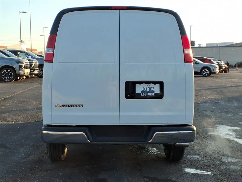 2025 Chevrolet Express Cargo Work Van - Photo 20