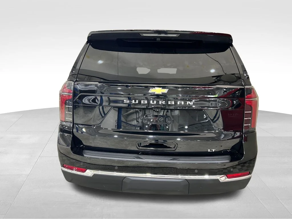 Used 2025 Black Chevrolet LT image 4