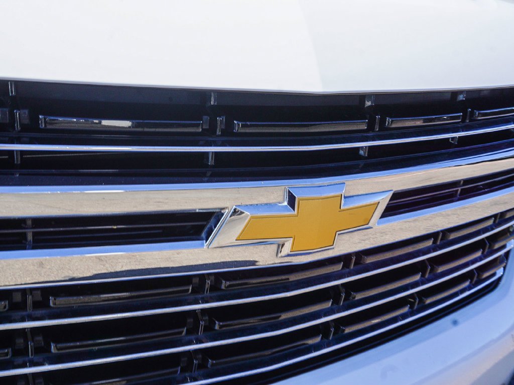 Used 2023 White Chevrolet LT image 11