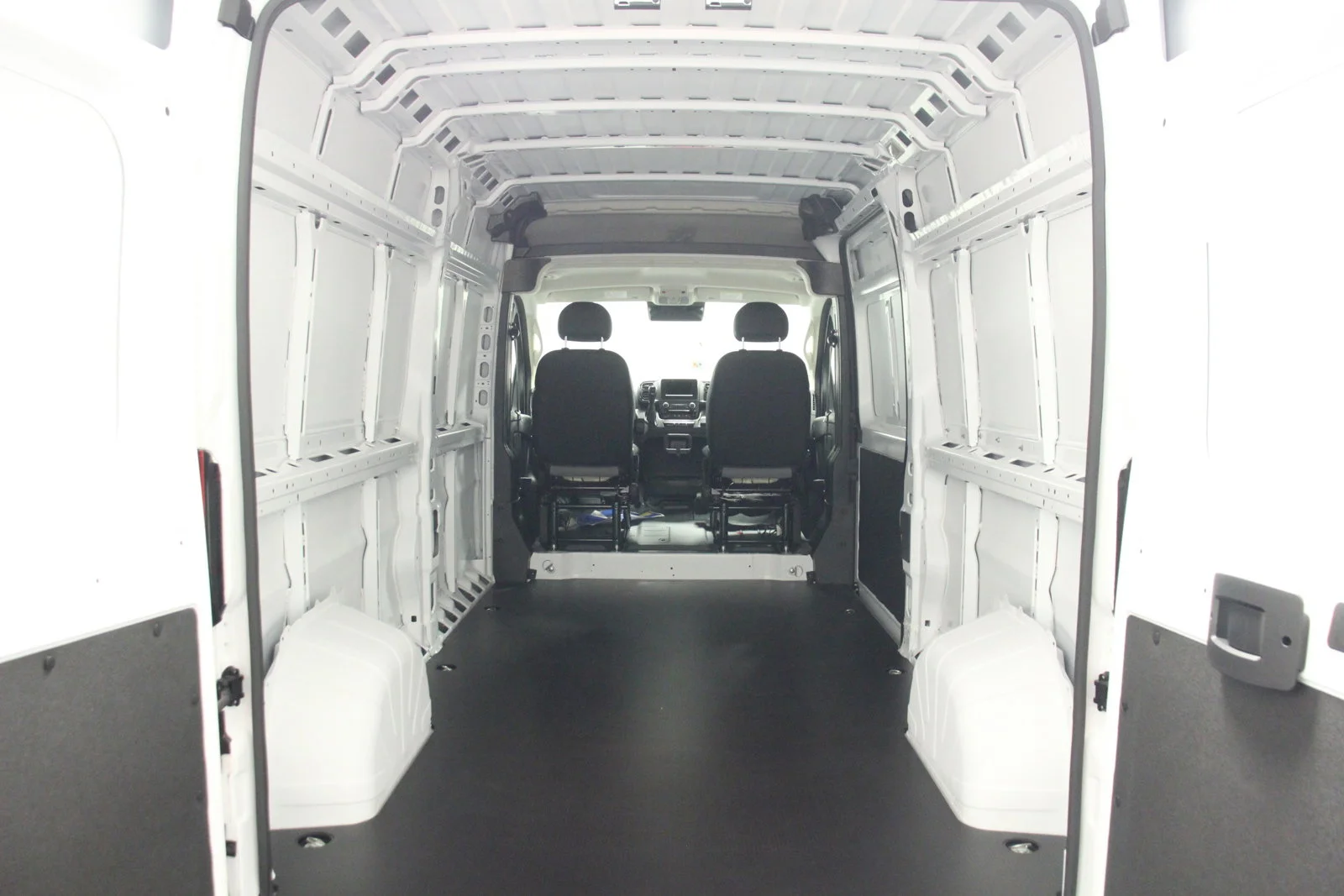 New 2025 Bright White Clearcoat RAM Tradesman image 12