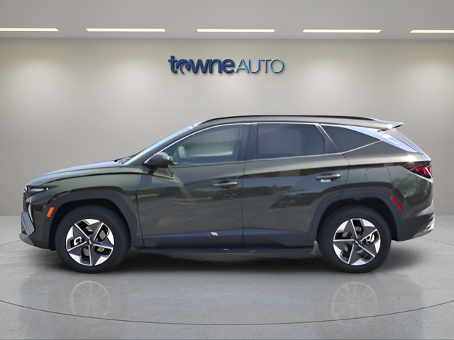 Used 2026 Green Hyundai SEL image 24