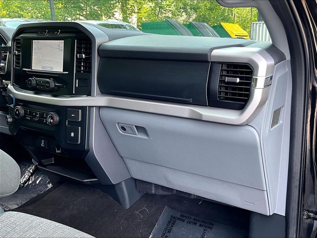 Used 2023 Black Ford XLT image 13