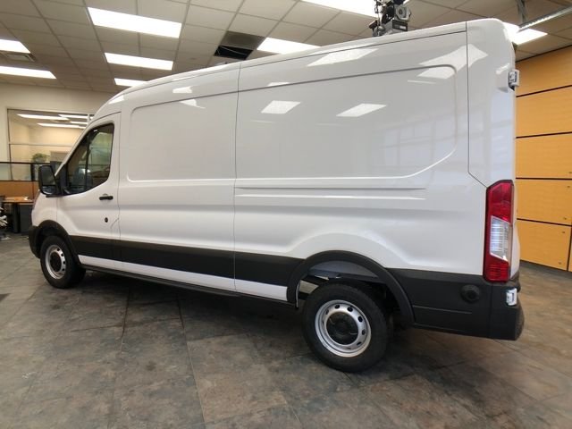 New 2026 Oxford White Ford Cargo Van image 5