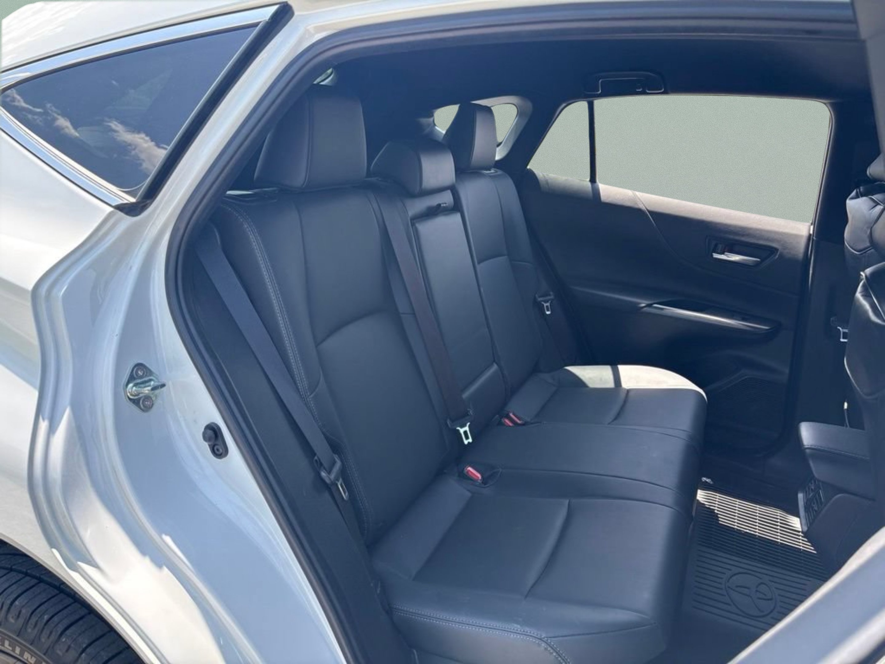 Used 2024 Pearl Toyota Nightshade image 19