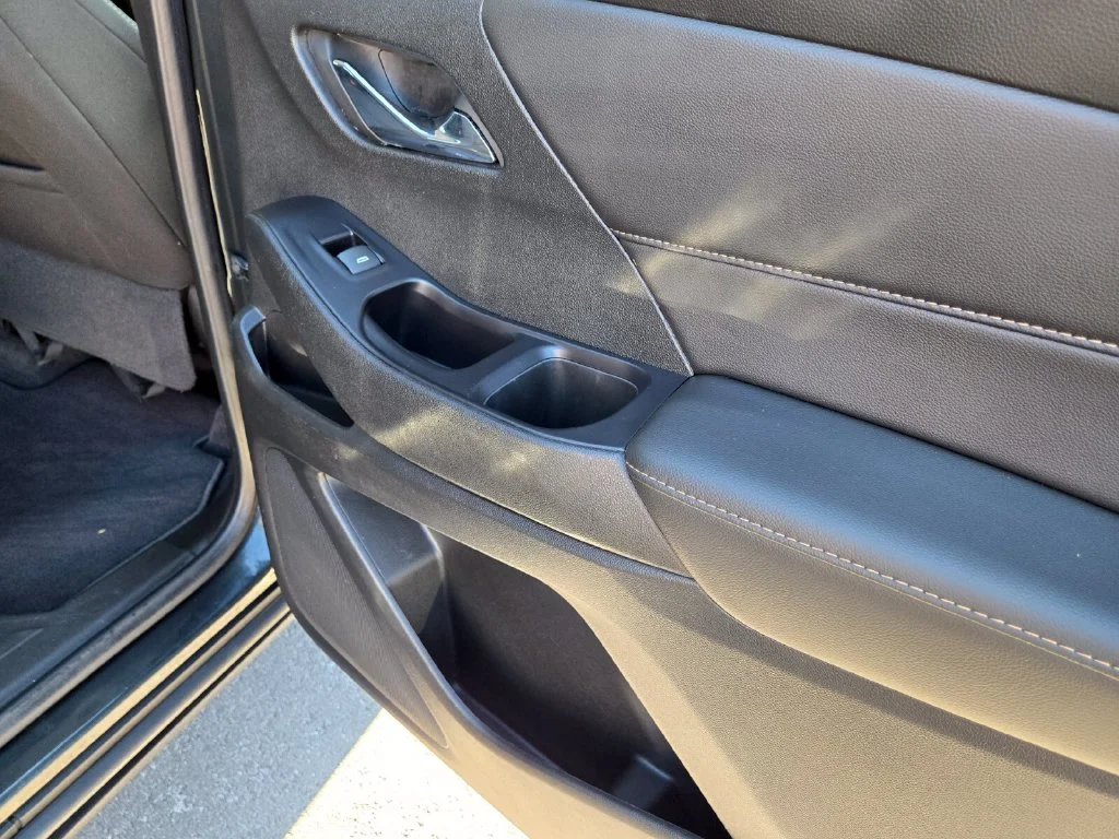 Used 2020 Gray Chevrolet LT image 18