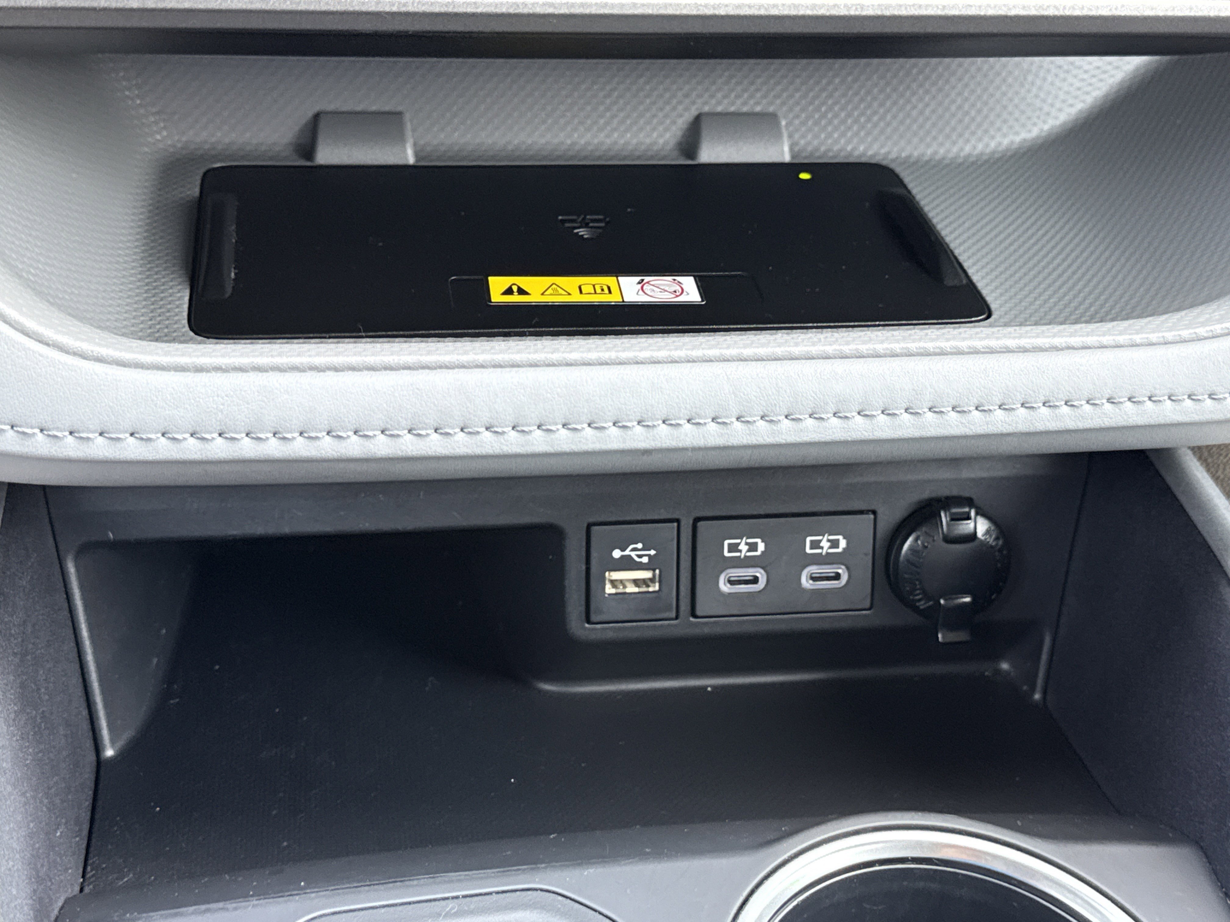2023 Toyota Highlander XLE - Photo 29