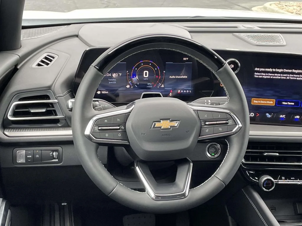 New 2026 Summit White Chevrolet LT image 17