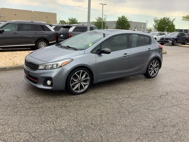 2017 Kia Forte SX's photo