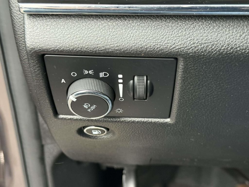 Used 2021 Brown Jeep Limited image 31
