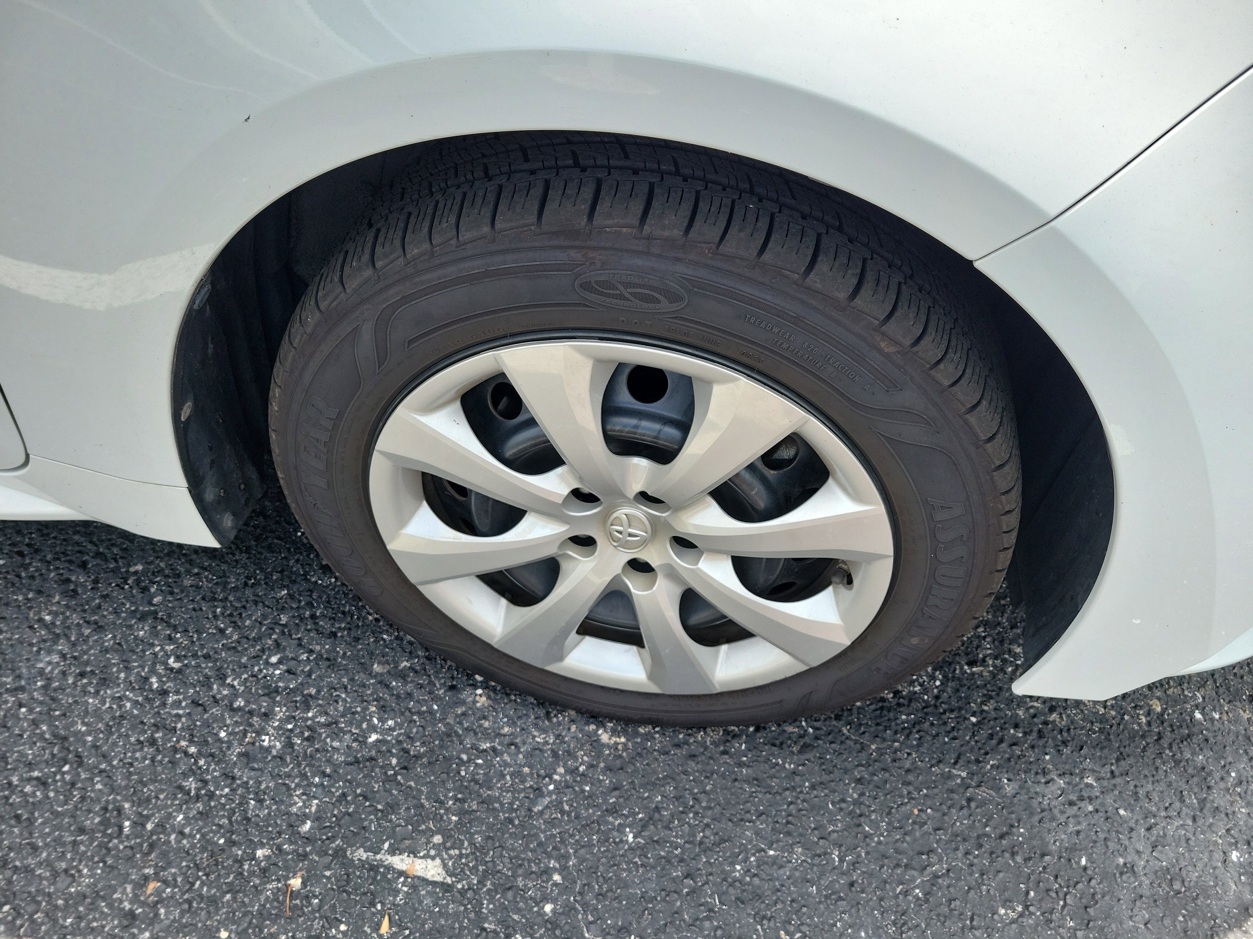 Used 2020 Super White Toyota LE image 7