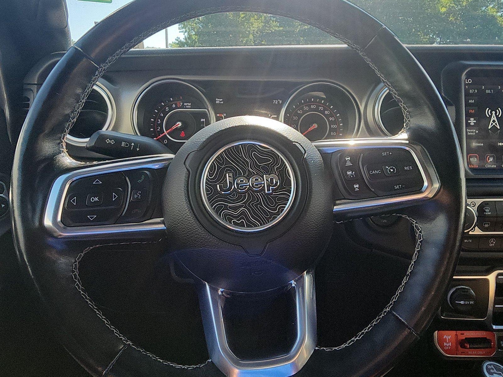 Used 2020  Jeep Rubicon image 15