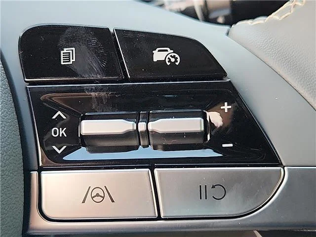 New 2026 Amazon Gray Hyundai SEL Sport image 15