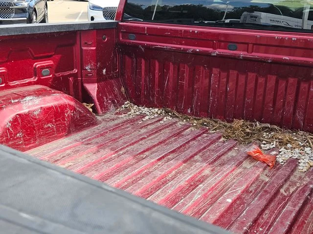 Used 2019 Cajun Red Tintcoat Chevrolet LT image 4