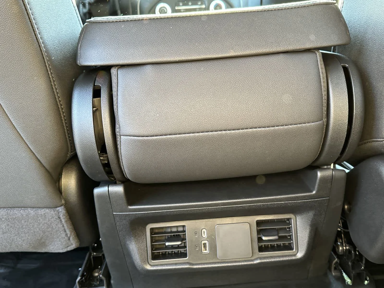 2025 GMC Sierra 3500HD Pro - Photo 40